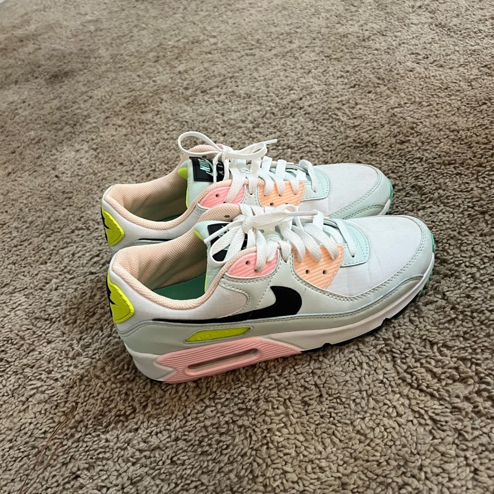 Nike air max